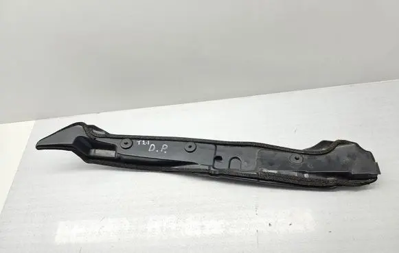 Toyota Avensis T270 Fender end trim 5382705010