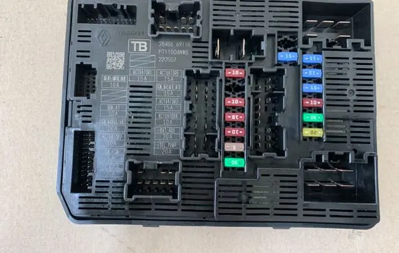 Renault Kangoo II MPM control module 