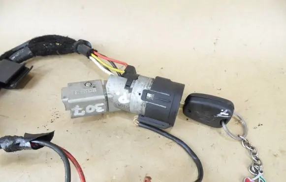 Peugeot 307 Ignition lock
