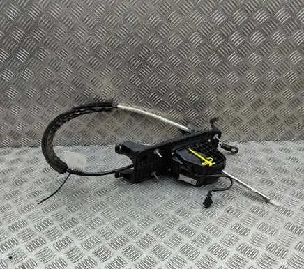 Volkswagen Golf VII Gear shifter/selector 5Q0713061 5Q2713025AL