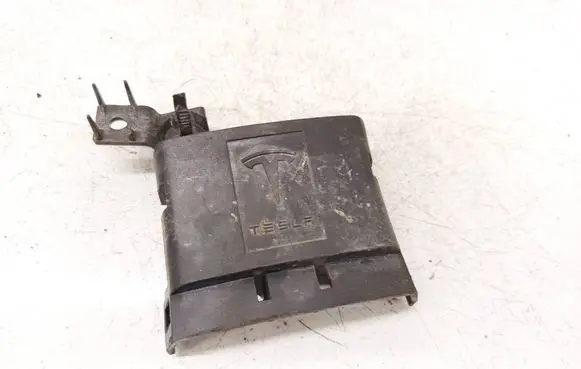 Tesla Model S Other exterior part 100918100A
