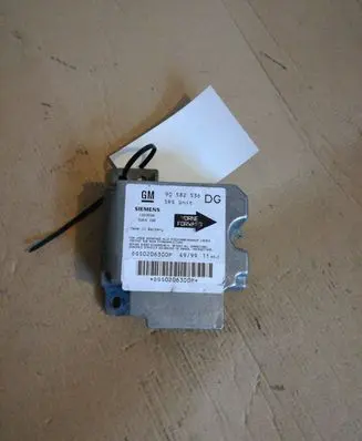 Opel Zafira A Airbag control unit/module 90582536DG