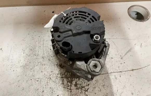 Audi A6 S6 C5 4B Generator/alternator 000010710751 212179 602913