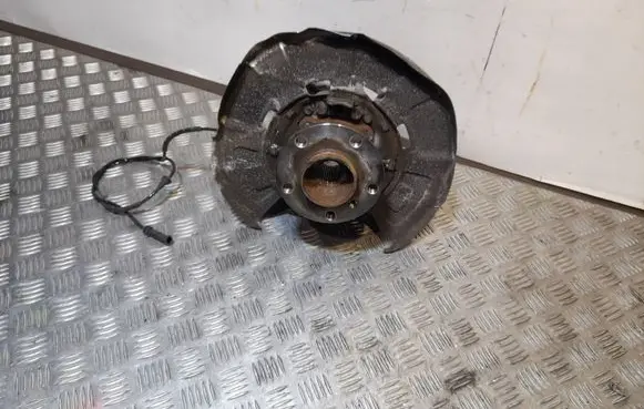 BMW X6 E71 Rear wheel hub 6770984