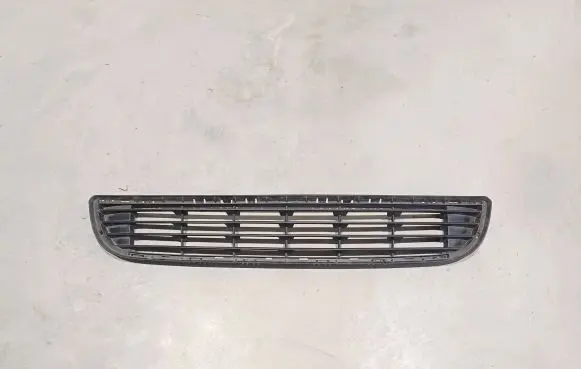 Peugeot Partner Front bumper lower grill 9681519877