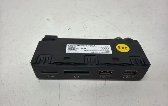 Audi A6 S6 C8 4K USB socket connector 4N0035736A