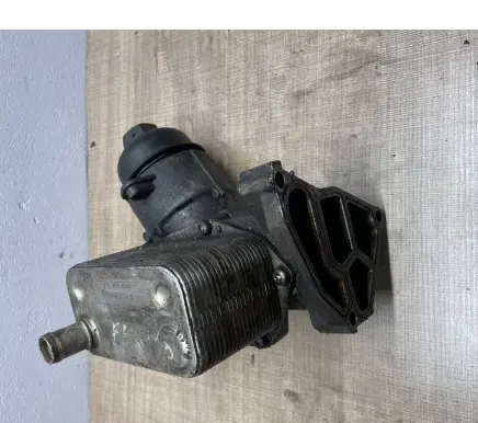 Engine oil radiator
