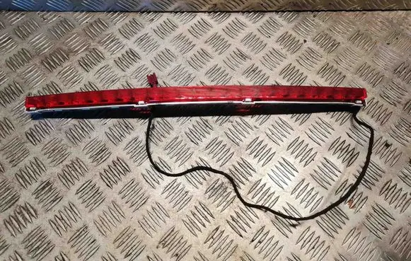Mercedes-Benz C W204 Third/center stoplight A2048200056 2048200056