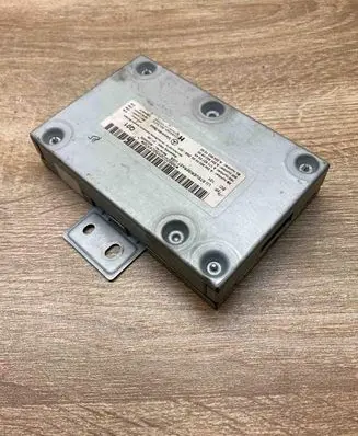 Mercedes-Benz C W204 Head unit multimedia control A2049000300 A1718270345