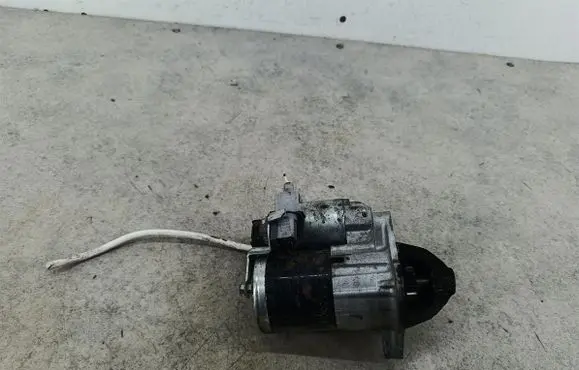 Mazda 3 II Starter motor M000T33371