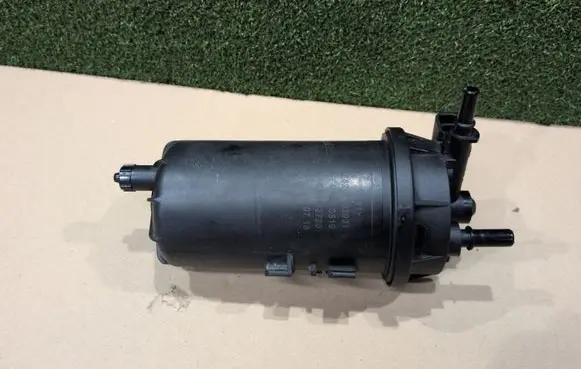 Renault Master III Fuel filter housing 8201102931 6610422720 FC612C519