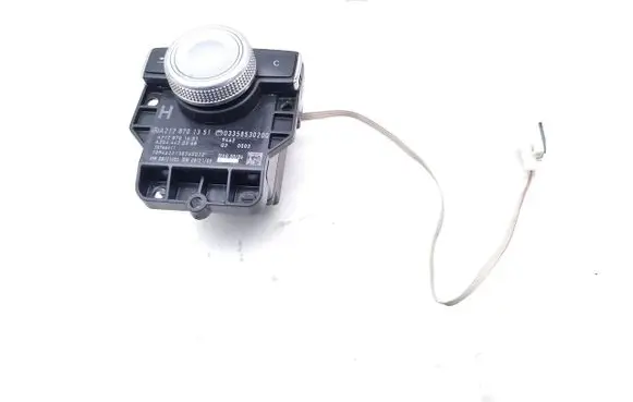 Mercedes-Benz E A207 Head unit multimedia control A2128701351 A2044420368 A2128701651