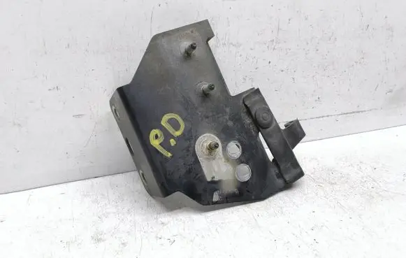 Volvo S90, V90 Radiator support slam panel bracket 