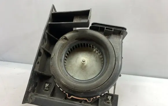 Chevrolet Volt I Heater fan/blower 13503306 5020613