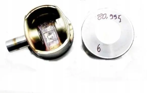 Audi A4 S4 B5 8D Piston 7768847897