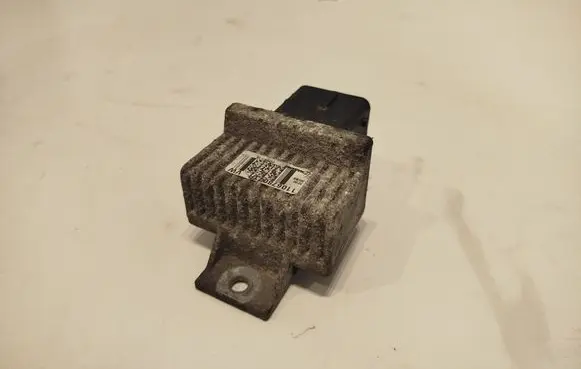 Renault Kangoo II Glow plug pre-heat relay 110678071R 3236 PDR812