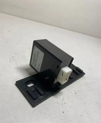 Chevrolet Lacetti Charging relay 96408390