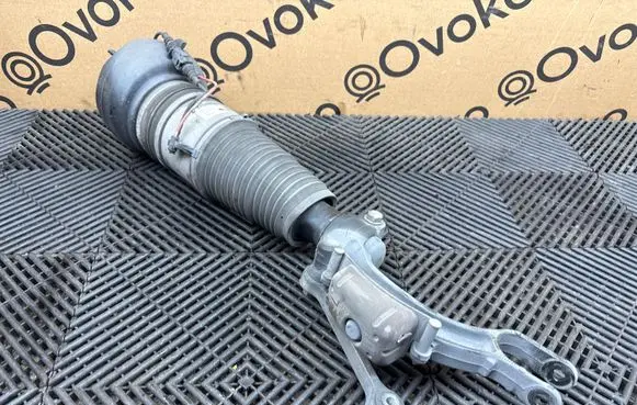 Audi A8 S8 D4 4H Air suspension front shock absorber 4H0616039AD 308613501