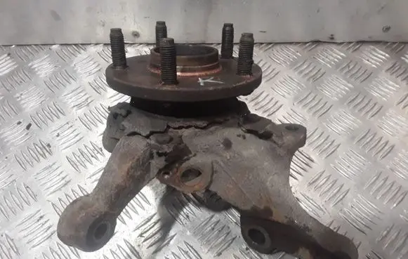 Toyota Avensis Verso Front wheel hub spindle knuckle