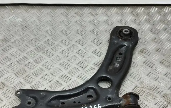 Seat Leon (5F) Front lower control arm/wishbone