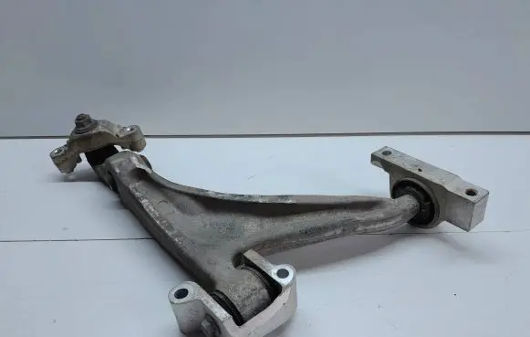 Volvo XC60 Front lower control arm/wishbone 313607006082T6