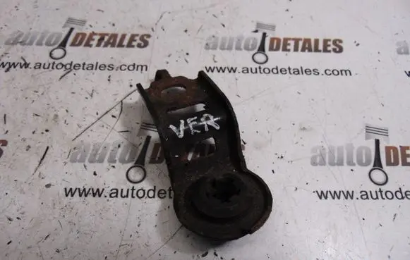 Toyota Corolla Verso E121 Radiator mount bracket