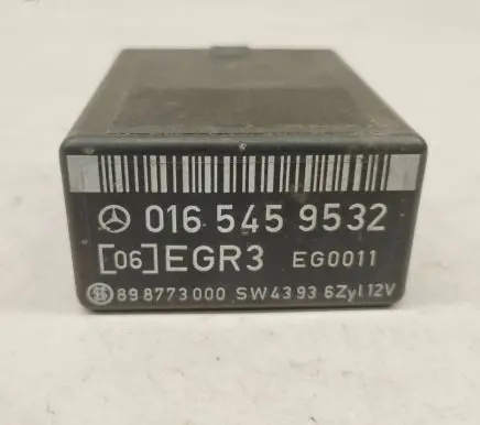 Mercedes-Benz E W124 Other relay 0165459532 A0165459532
