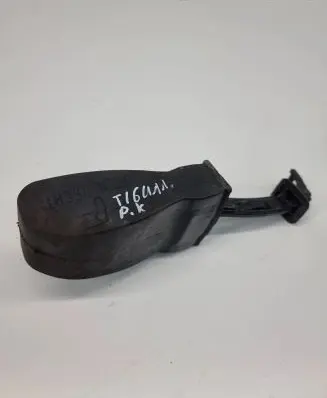 Volkswagen Tiguan Front door check strap stopper 5N0837267