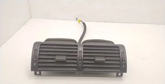 BMW 3 E46 Dash center air vent grill 8361895 8370741 8363199