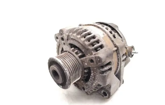 Toyota Land Cruiser (J120) Generator/alternator 27060-30131 27060-30131-84 9664218-874