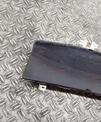 Toyota Corolla Verso E121 Speedometer (instrument cluster)