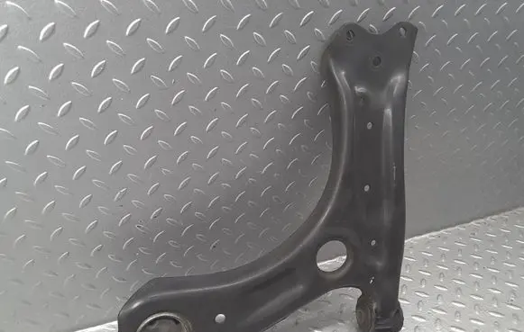 Front lower control arm/wishbone