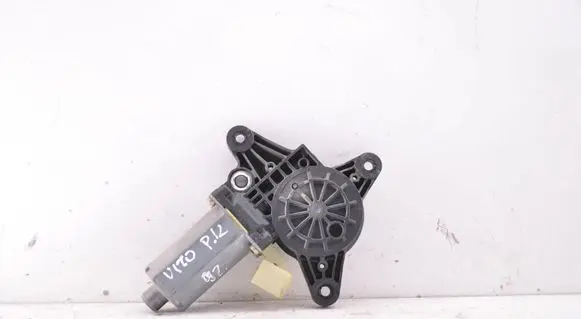 Mercedes-Benz Vito Viano W639 Front door window regulator motor 0130821941