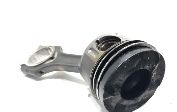 Mercedes-Benz Sprinter W906 Piston with connecting rod