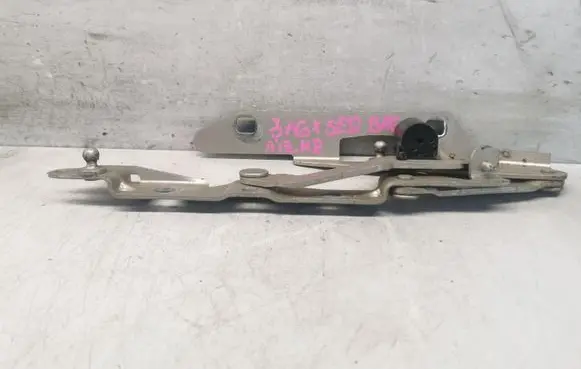 Jaguar X-Type Tailgate/trunk/boot hinge