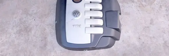 Volkswagen Touareg I Engine cover (trim) 070103926A