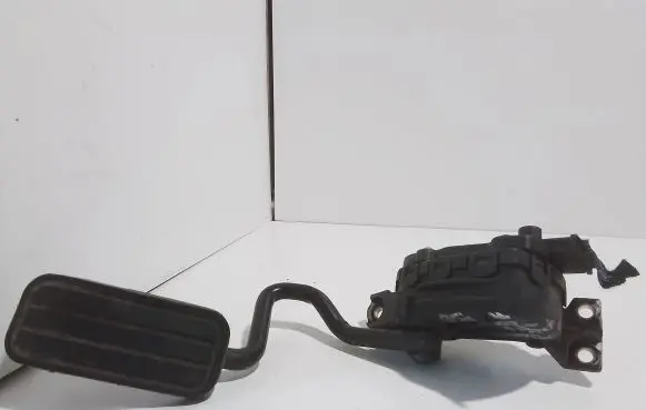 Seat Alhambra (Mk1) Accelerator throttle pedal 7M4721603B YM219F836GA 6PV00777005