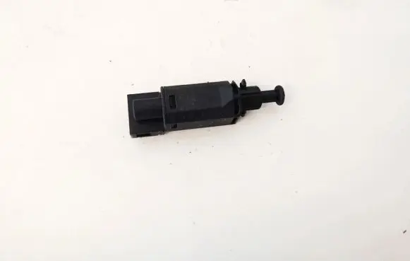 Volkswagen Golf III Brake pedal sensor switch 1h0927189d