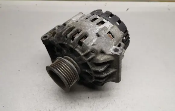 Renault Scenic I Generator/alternator 8200030635