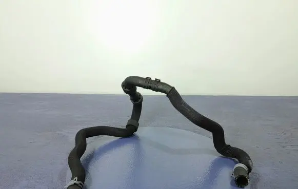 Audi Q7 4M Engine coolant pipe/hose 4M0145909AD