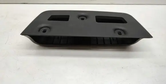 BMW 1 E82 E88 Air filter box cover 7164824 60829010