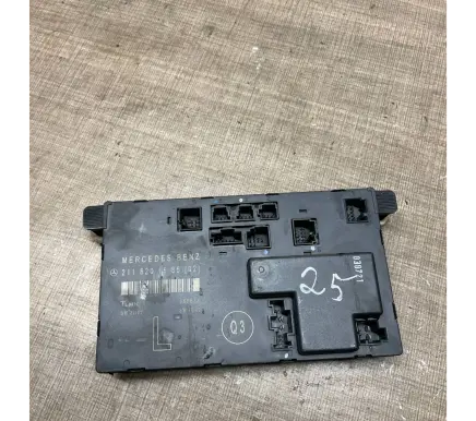 Mercedes-Benz E W211 Door control unit/module 2118201585 355554