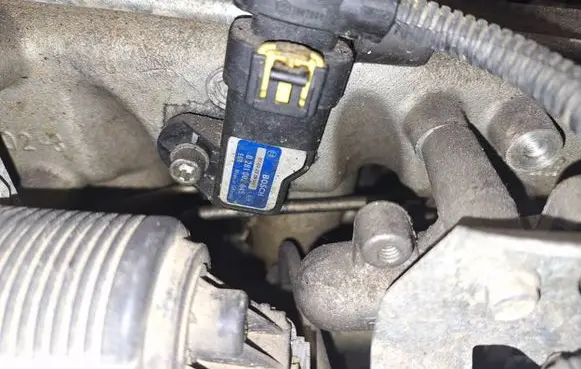 Opel Zafira B Air pressure sensor 0281002845