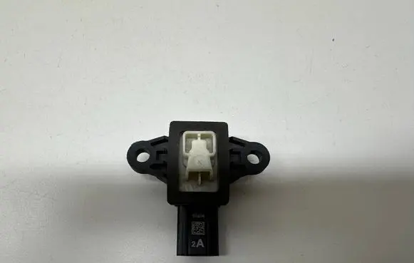Ford Mustang VI Airbag deployment crash/impact sensor GN1514C676AA 01302020 4D499954