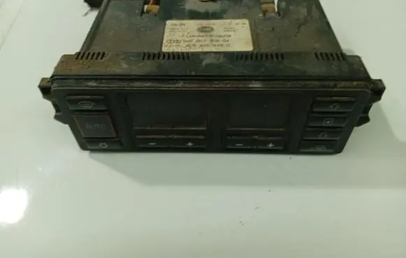 Audi A4 S4 B5 8D Climate control unit 5HB00760804