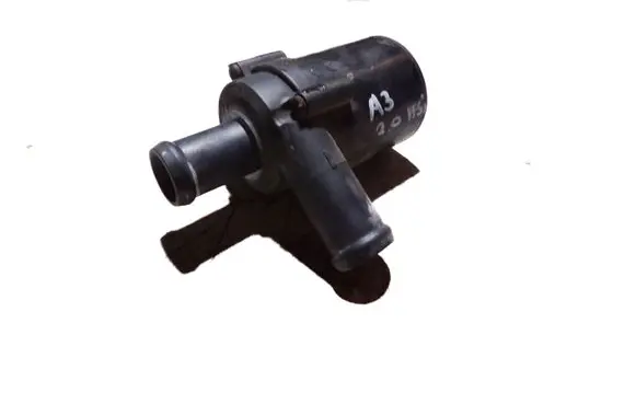 Audi A3 S3 A3 Sportback 8P Windscreen/windshield washer pump