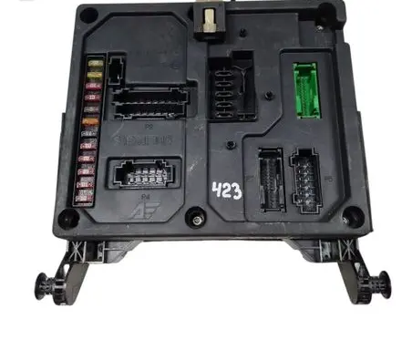 Ford Galaxy Fuse module 7M0962258F