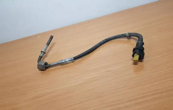 Mercedes-Benz GL X166 Exhaust gas temperature sensor A0019052200 1448955504313