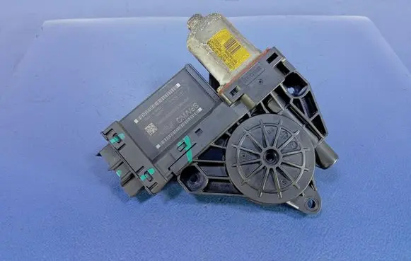 Volvo S90, V90 Rear door window regulator with motor 31674759