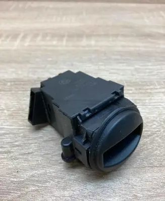 BMW 5 E60 E61 Ignition lock 6954722 10862510
